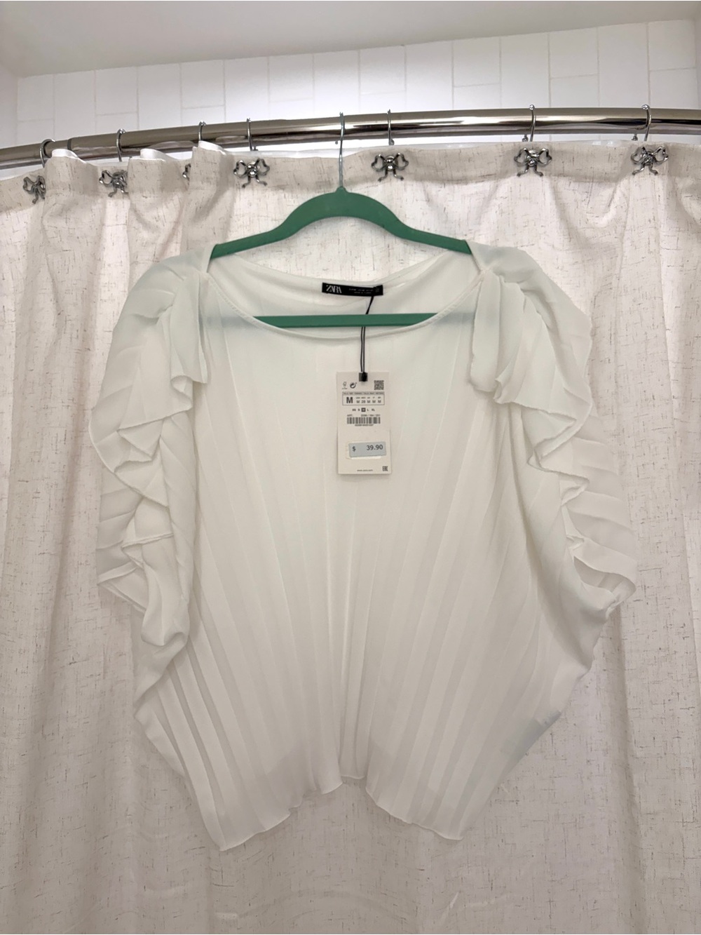 NWT🤍Zara White Ruffle Sleeve Pleated Blouse